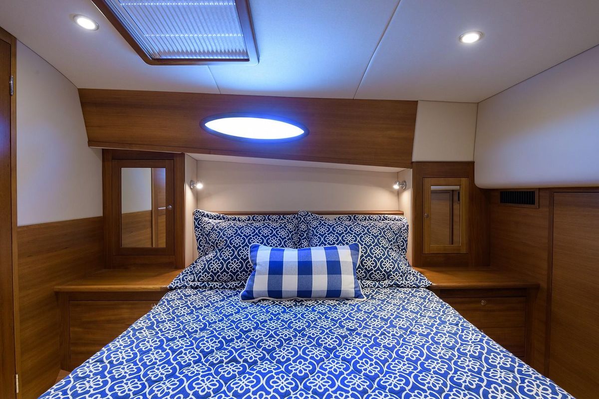 2018 Palm Beach Motor Yachts 55 