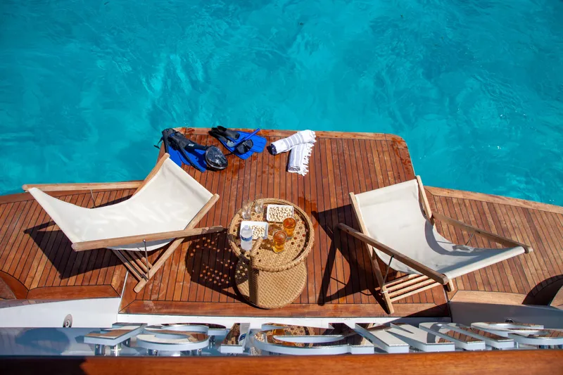 Sunrise Yacht Photos Pics 