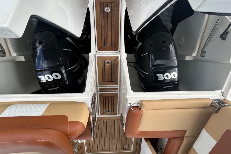 2014 Sea Ray 370 Venture