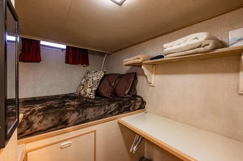 Andiamo Yacht Photos Pics 