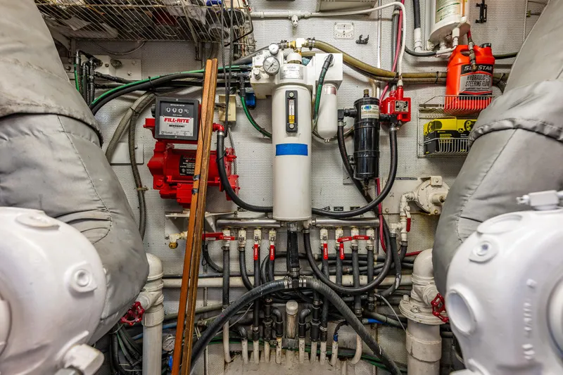 Andiamo Yacht Photos Pics 