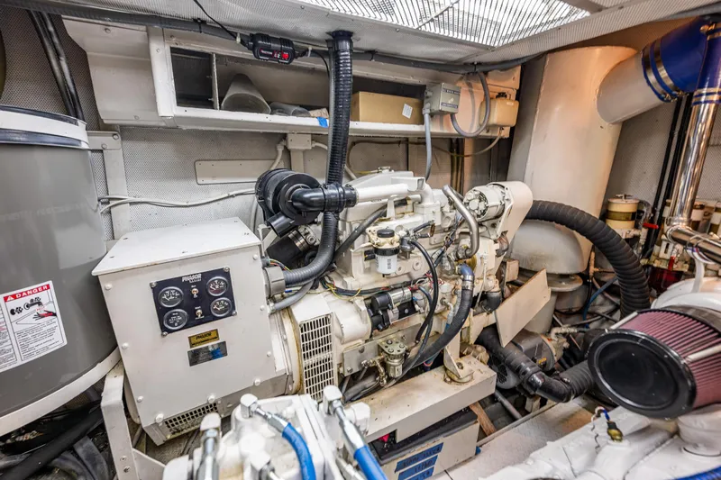 Andiamo Yacht Photos Pics 