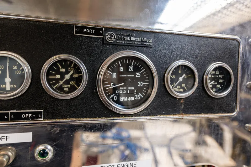 Andiamo Yacht Photos Pics Port Engine Guages