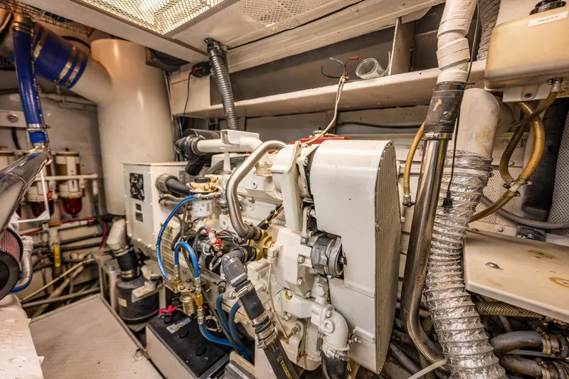 Andiamo Yacht Photos Pics 