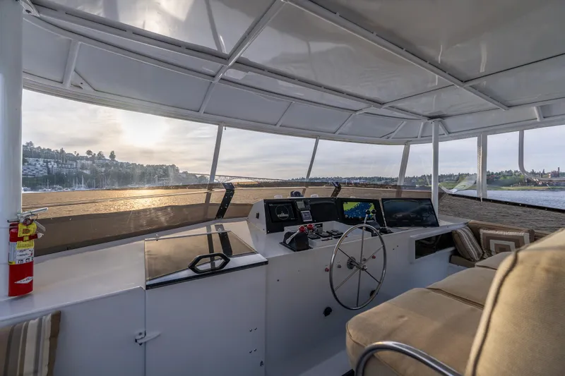 Andiamo Yacht Photos Pics 