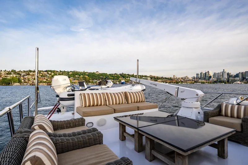 Andiamo Yacht Photos Pics 