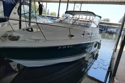 Regal 2860 Commodore