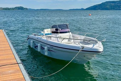 2011 Ranieri Voyager 20
