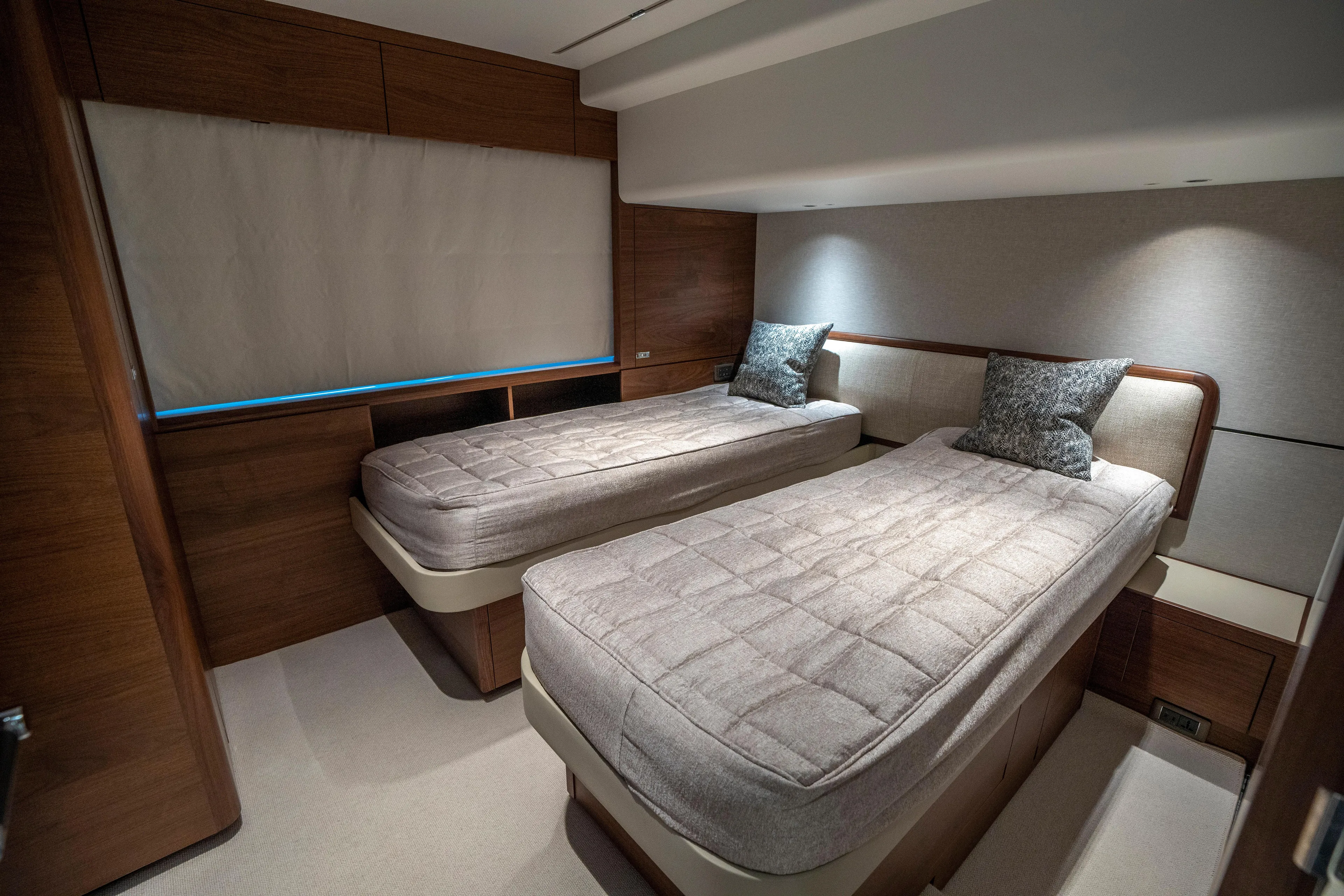  Yacht Photos Pics Lower Deck: Starboard Guest Cabin