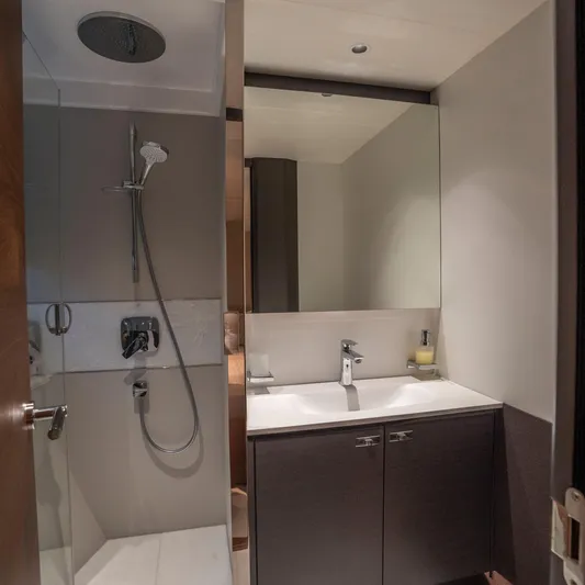  Yacht Photos Pics Lower Deck: Portside Guest Cabin's En-Suite Bathroom