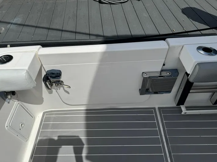 T-party Yacht Photos Pics 