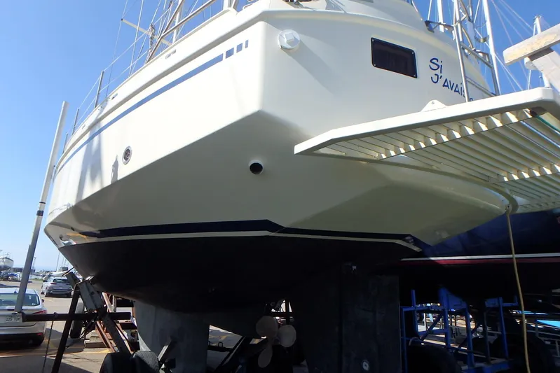 Si J'avais Su Yacht Photos Pics Custom Gilbert Caroff Lex Eterna 47 yacht, 2017 model, on dry dock for maintenance.