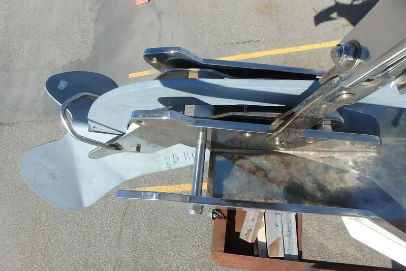 Si J'avais Su Yacht Photos Pics Anchor mechanism of 2017 Custom Gilbert Caroff Lex Eterna 47 yacht, showing metal components.