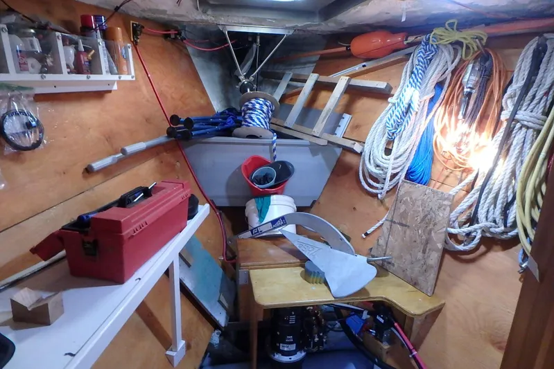 Si J'avais Su Yacht Photos Pics Interior of 2017 Custom Gilbert Caroff Lex Eterna 47 sailboat with ropes and tools.