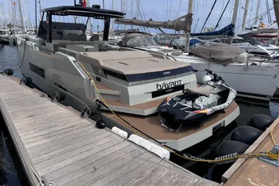 De Antonio Yachts D50