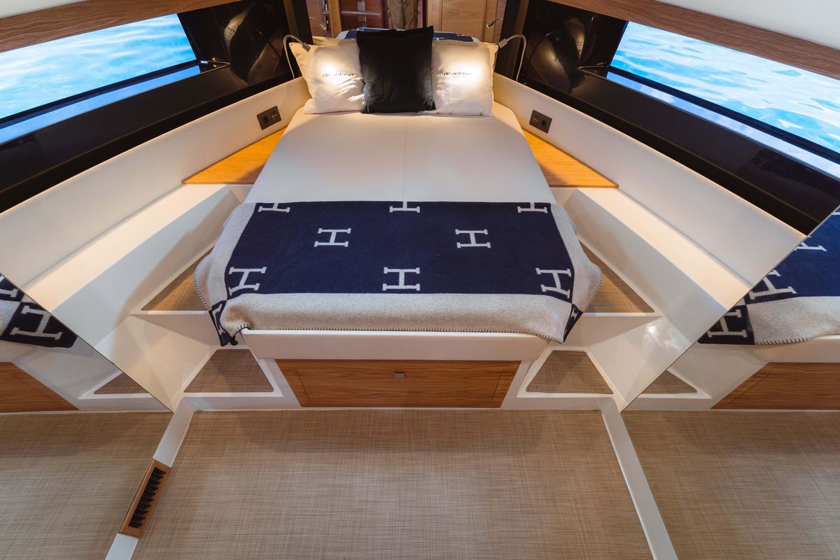 2024 De Antonio Yachts 47 