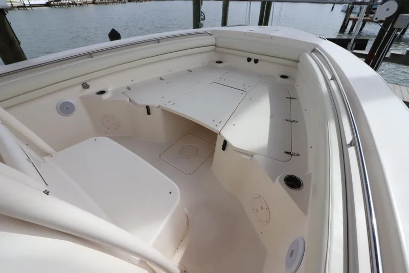  Yacht Photos Pics 2015 Grady-White Canyon 306 boat interior with spacious seating and storage.