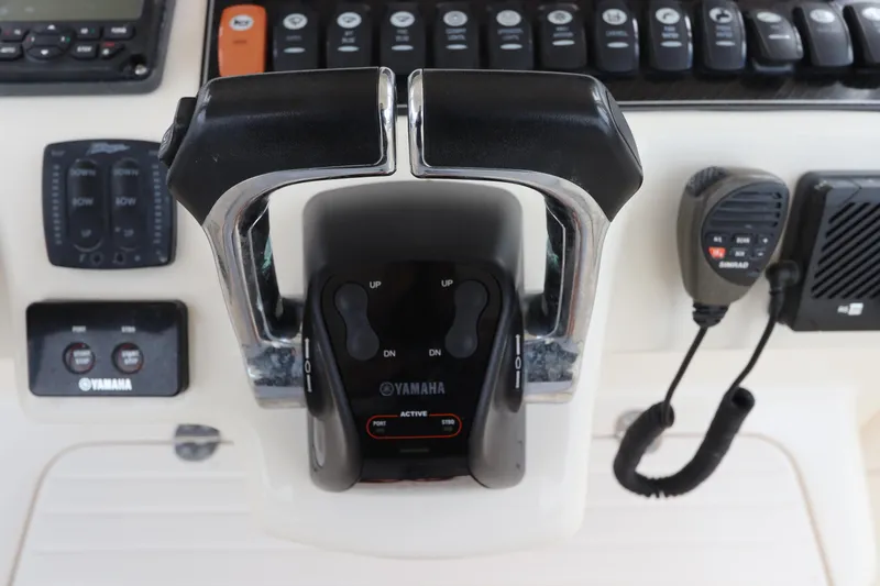  Yacht Photos Pics Close-up of Yamaha throttle controls on 2015 Grady-White Canyon 306 boat.
