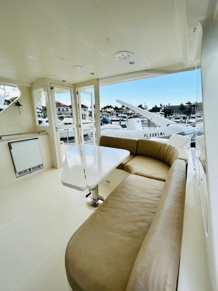 2008 Hampton 580 Pilothouse