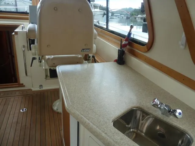 Escapade Yacht Photos Pics 