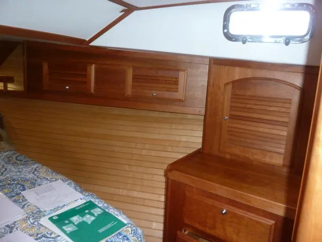 Escapade Yacht Photos Pics 