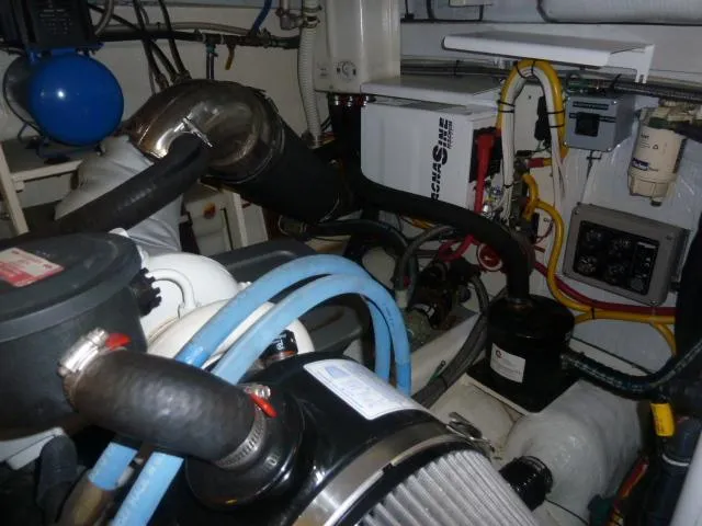 Escapade Yacht Photos Pics 