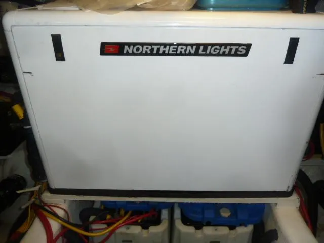 Escapade Yacht Photos Pics 