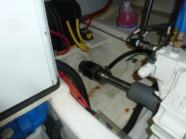 Escapade Yacht Photos Pics 