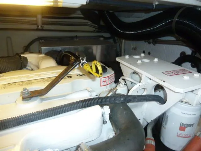 Escapade Yacht Photos Pics 