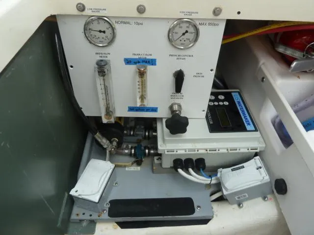 Escapade Yacht Photos Pics 