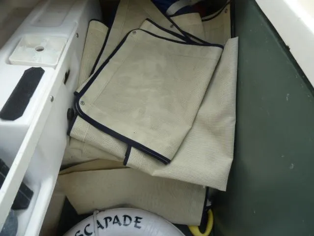 Escapade Yacht Photos Pics 