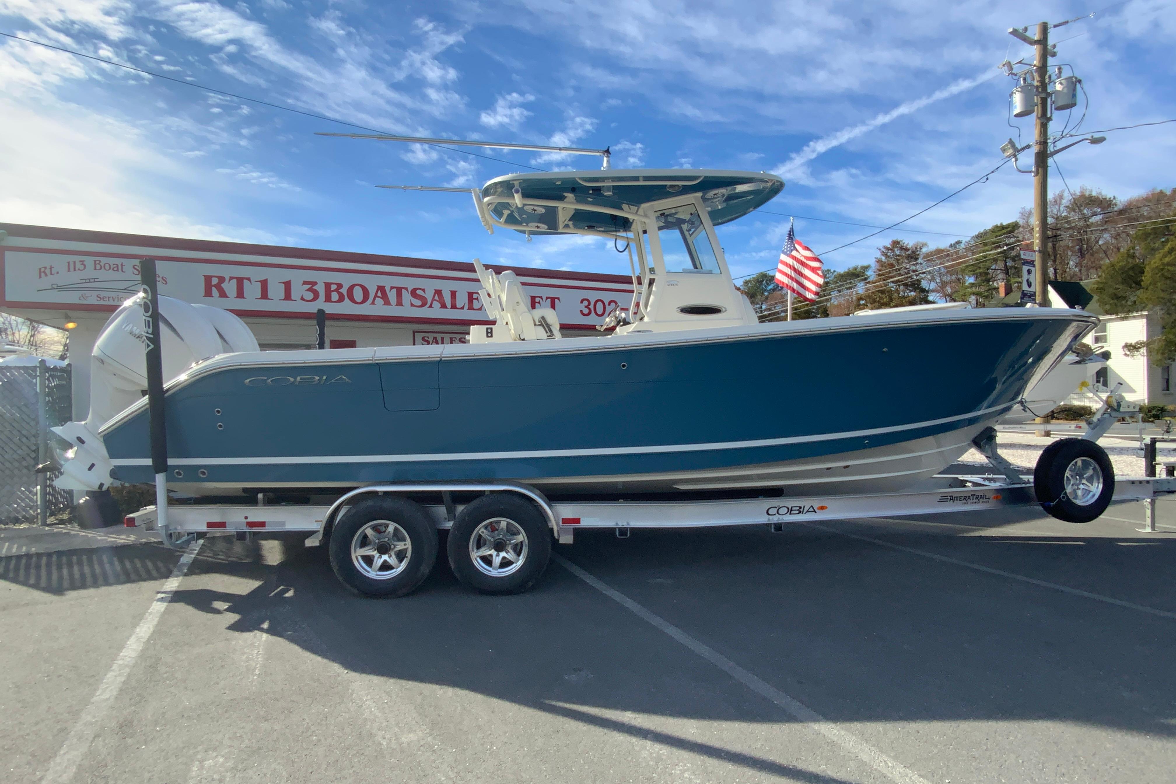 Cobia 285 Center Console