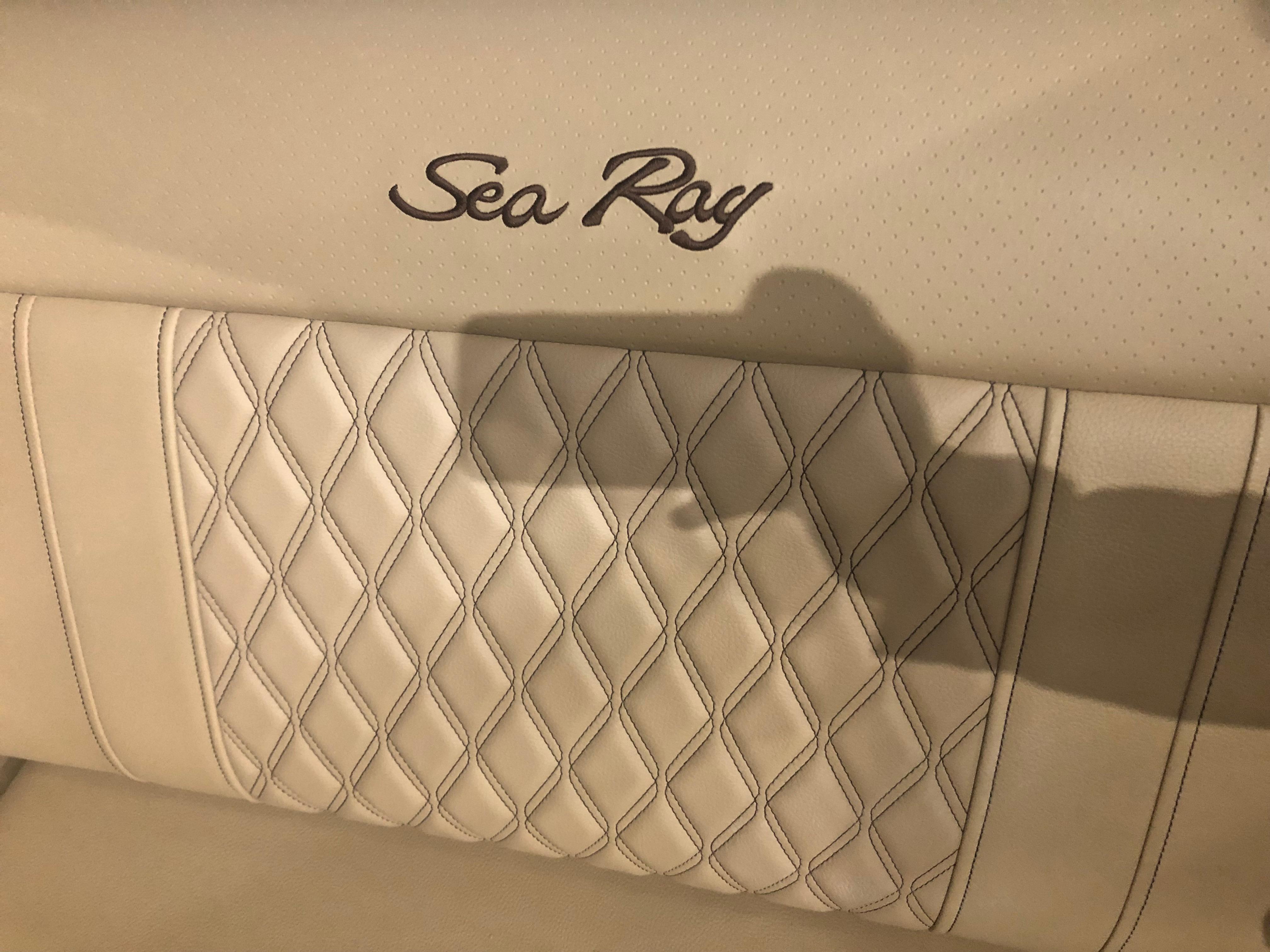 2023 Sea Ray SLX 310