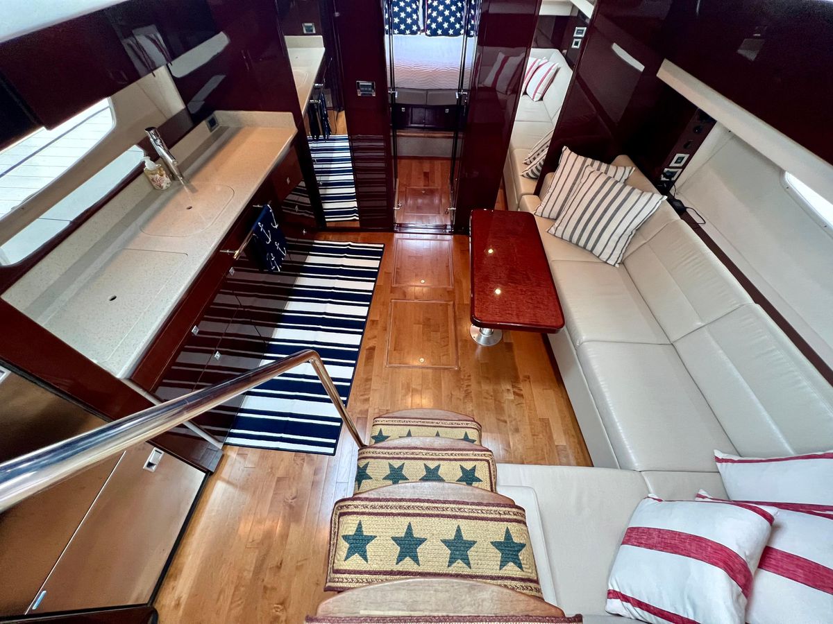 2010 Sea Ray 47 