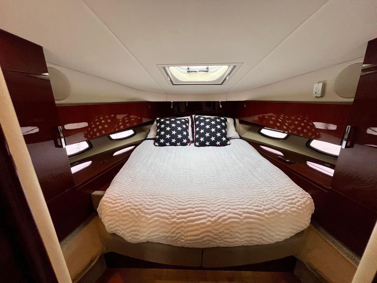 2010 Sea Ray 47 