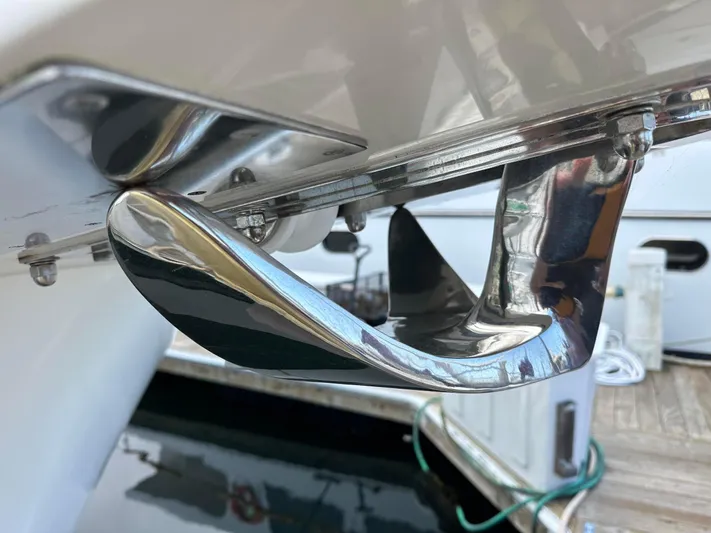  Yacht Photos Pics Polished SS Lewmar Bruce Style Bow Anchor