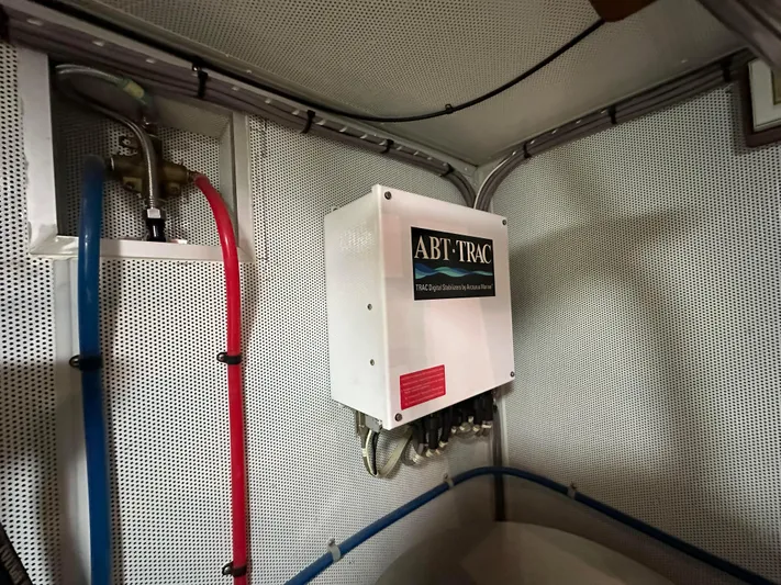  Yacht Photos Pics Stabilizer Control