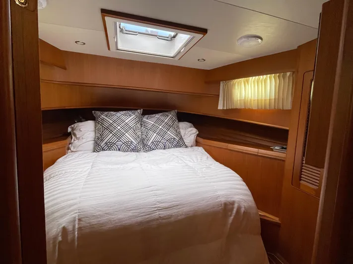  Yacht Photos Pics Owners stateroom with Island queen birth