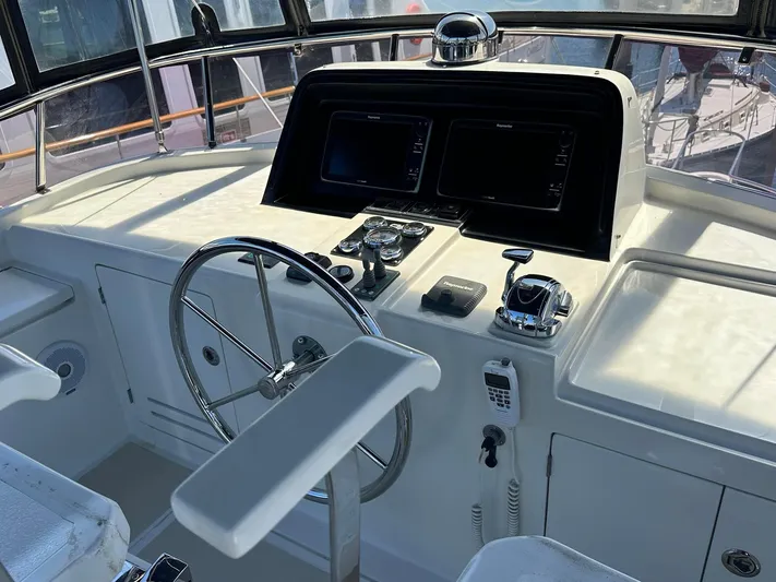  Yacht Photos Pics Flybridge Helm Station With Two Raymarine Displays. Electronic Engine Controls And Bow/Stern Thruster Controls