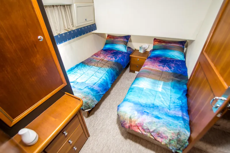 Play’n Hooky Yacht Photos Pics 