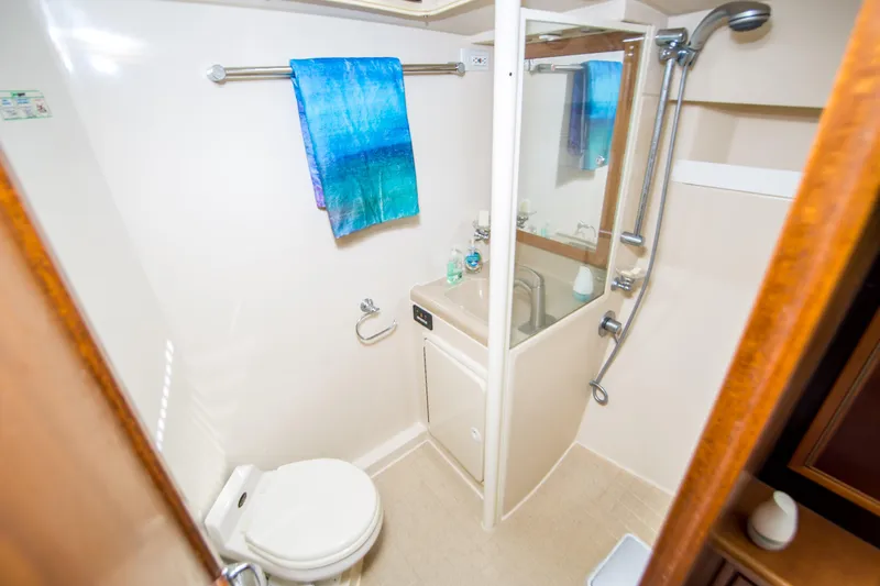 Play’n Hooky Yacht Photos Pics 