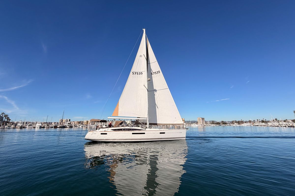 2011 Jeanneau 53 
