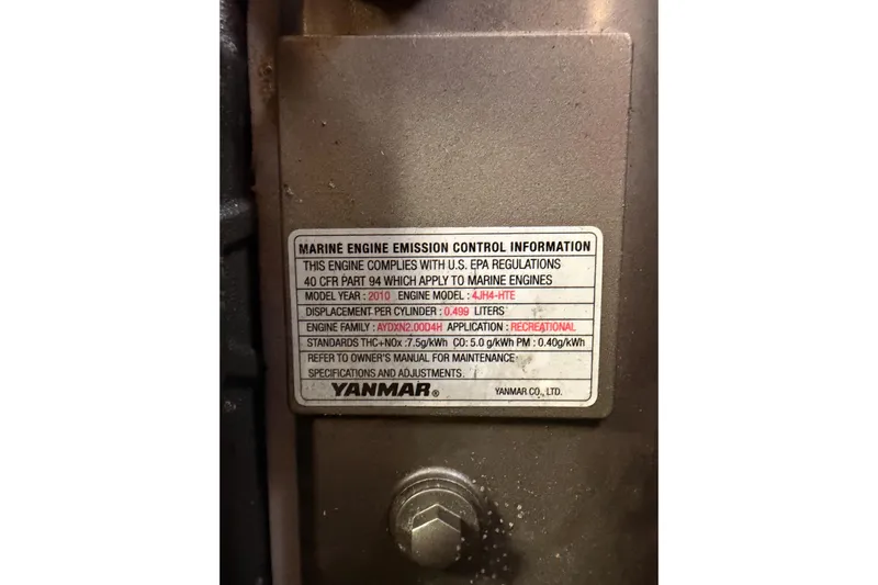 Joie Yacht Photos Pics 