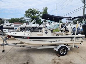 Carolina Skiff JVX18CC