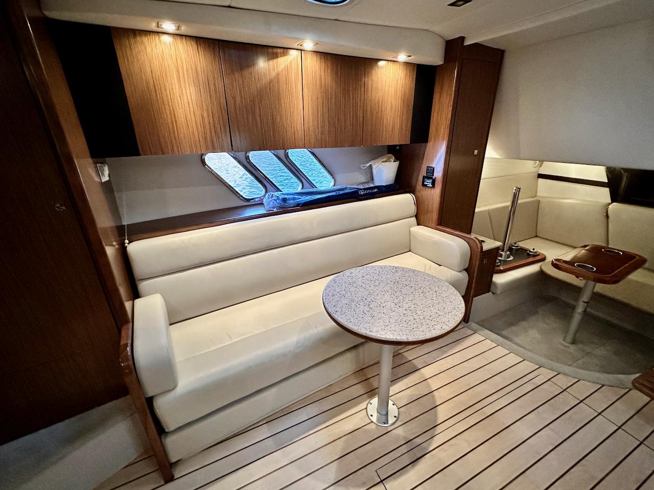 2013 Cruisers Yachts 380 Express Cruiser for sale - YachtWorld