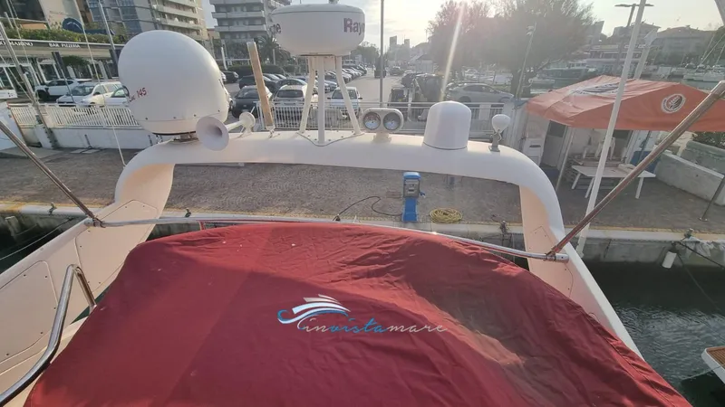  Yacht Photos Pics Aicon 52 copertura fly