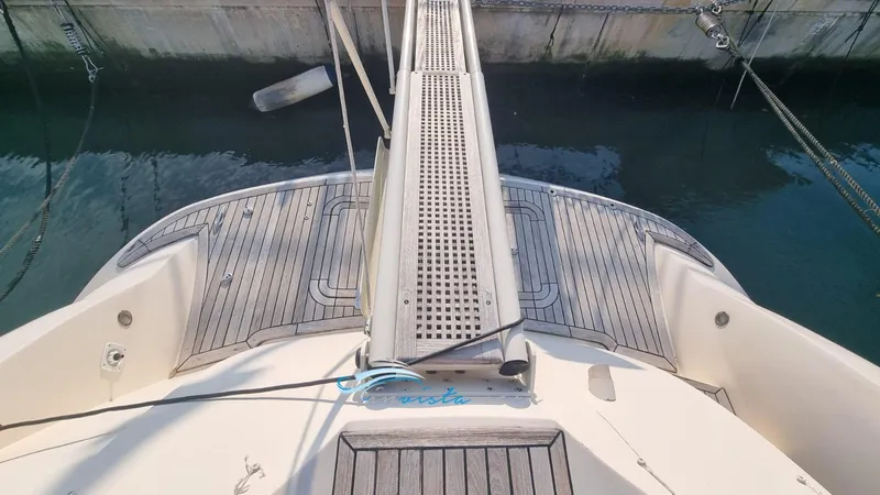  Yacht Photos Pics Aicon 52 passerella