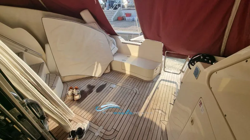  Yacht Photos Pics Aicon 52 pozzetto