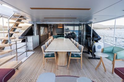 Yacht
