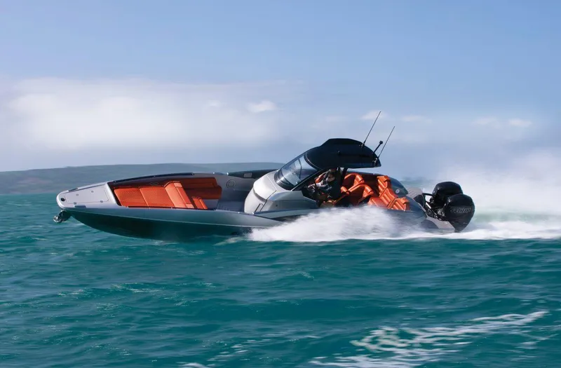 Legacy Yacht Photos Pics 